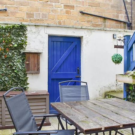 Awd Tut's ويتبي