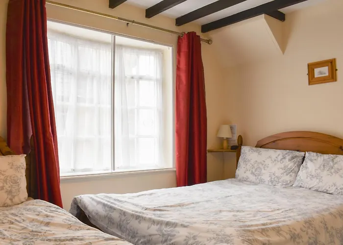 Awd Tut's ウィットビー